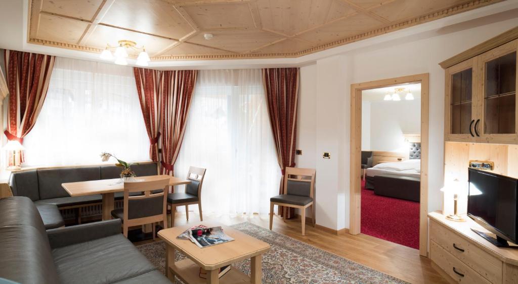 Residence Isabell Wolkenstein in Gröden Zimmer foto